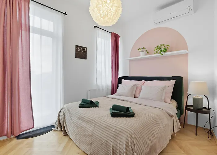Appartamento Elegant Terrace - Heart Of Old Town